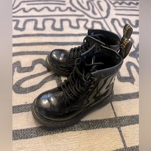 Dr. Martens Black Toddler Boots Boy/Girl